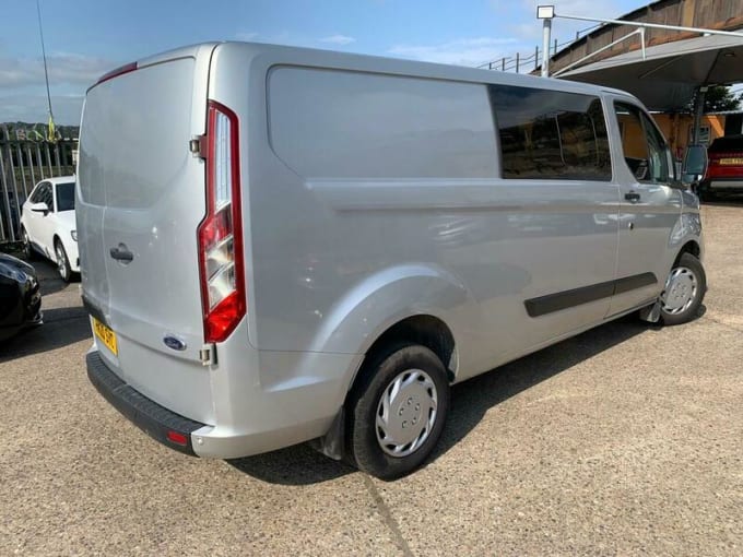 2025 Ford Transit Custom
