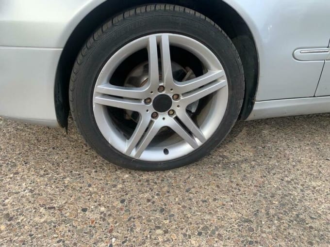 2025 Mercedes-benz Captiva