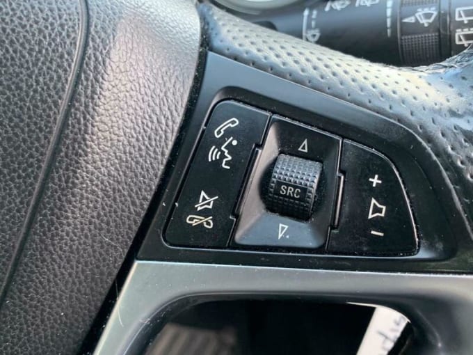2025 Vauxhall Insignia