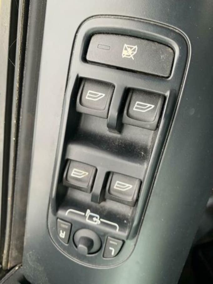 2025 Land Rover Freelander