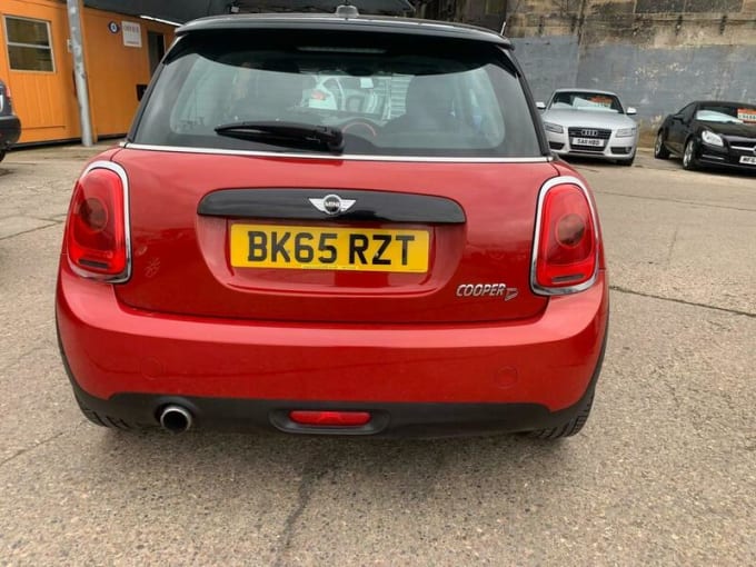 2025 Mini Hatch