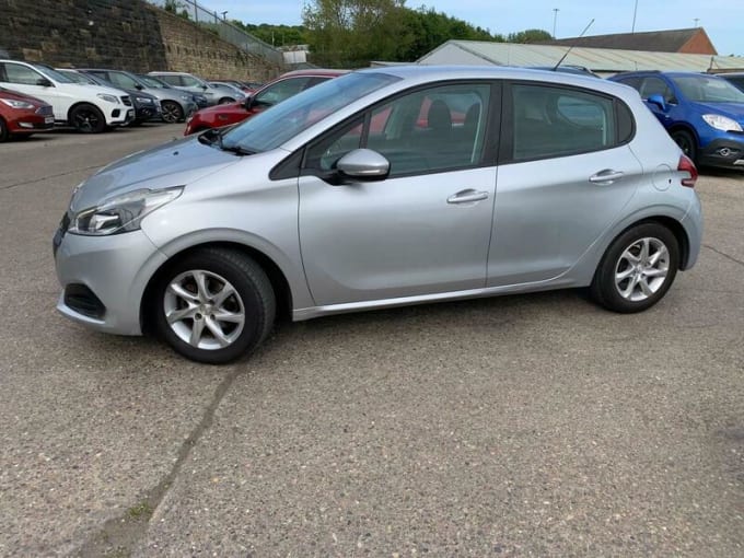 2025 Peugeot 208