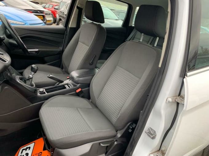 2025 Ford C-max