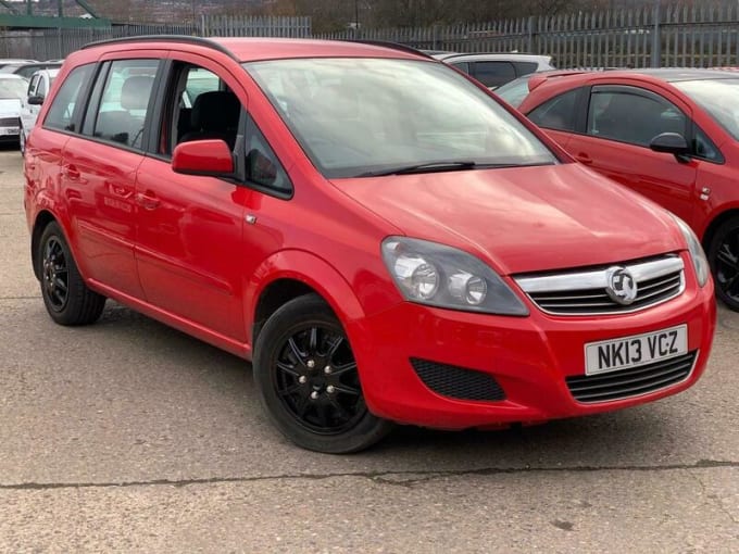 2025 Vauxhall Zafira