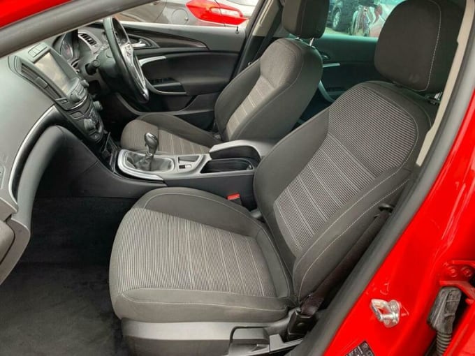 2025 Vauxhall Insignia
