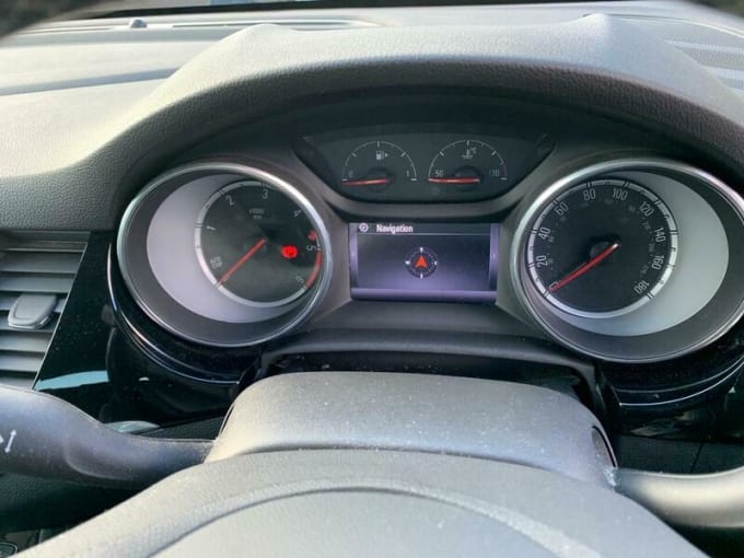 2025 Vauxhall Astra