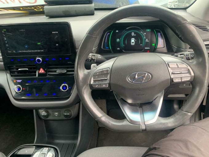 2025 Hyundai Ioniq