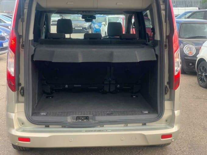 2025 Ford Tourneo Connect