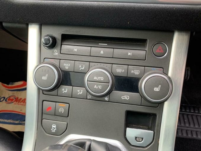 2025 Land Rover Range Rover Evoque