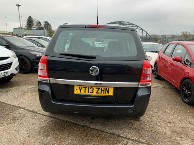 2025 Vauxhall Zafira