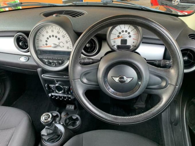 2025 Mini Hatch