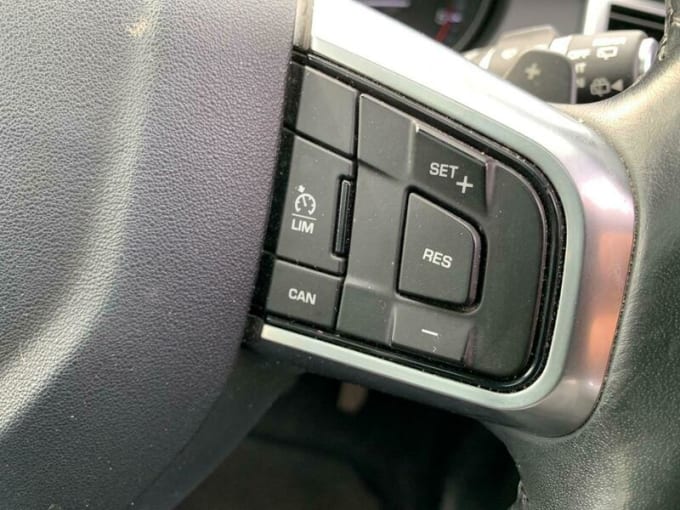 2025 Land Rover Discovery Sport