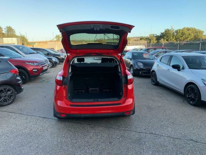 2025 Ford C-max