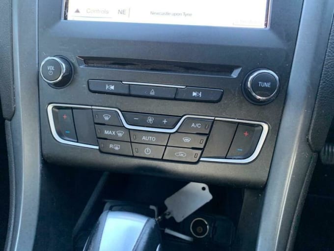 2025 Ford Mondeo
