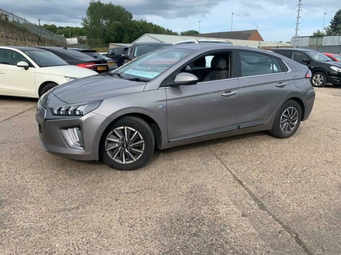2025 Hyundai Ioniq