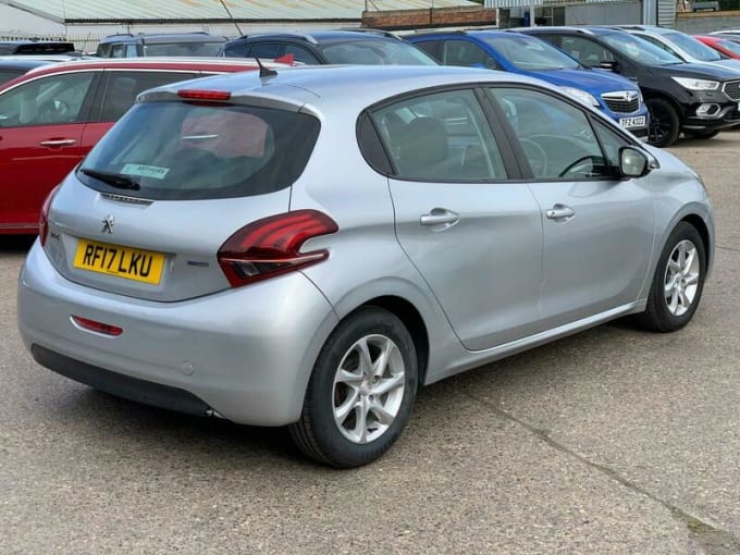 2025 Peugeot 208