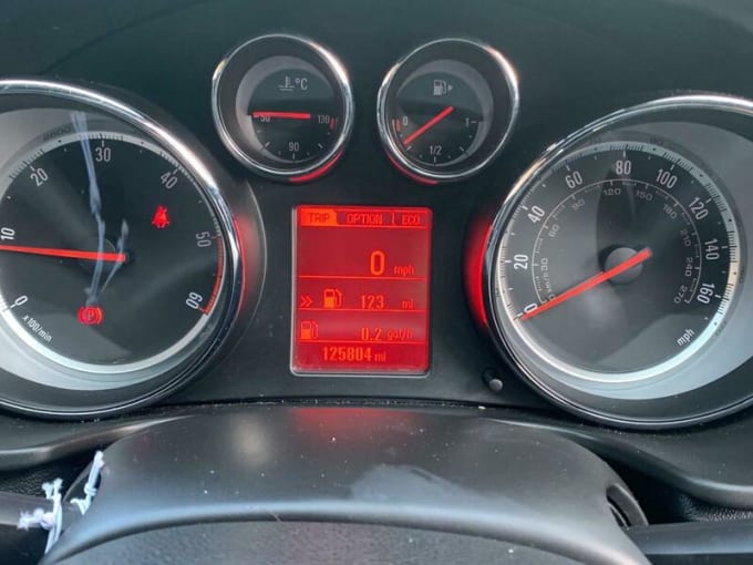 2025 Vauxhall Insignia