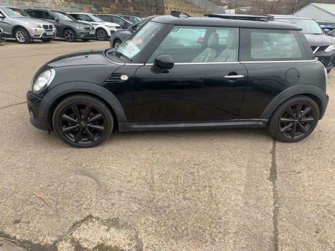 2025 Mini Hatch