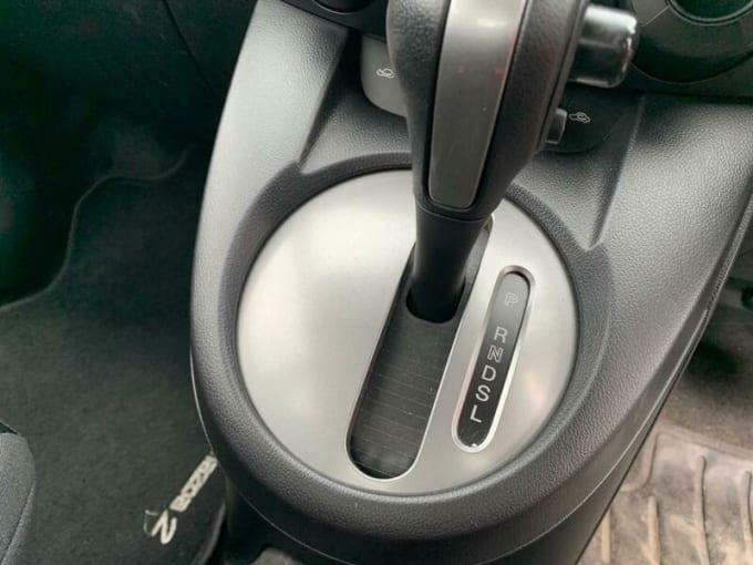 2025 Mazda Mazda 2