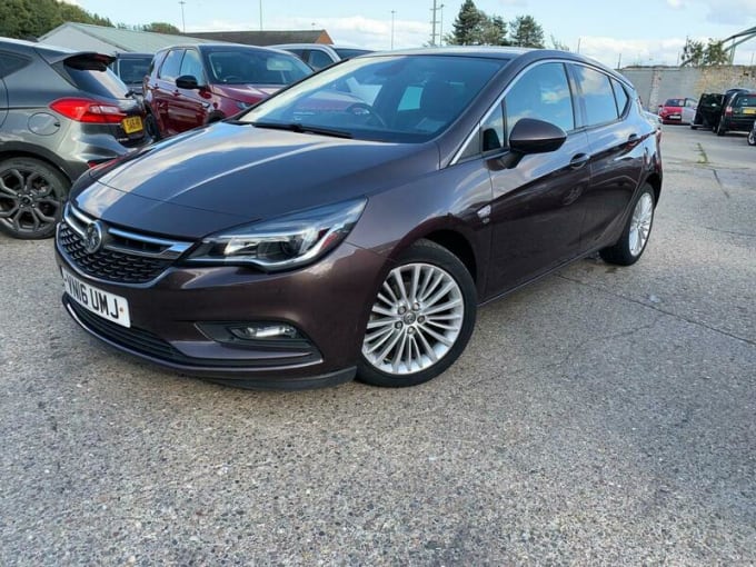 2025 Vauxhall Astra