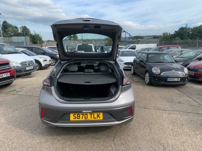 2025 Hyundai Ioniq