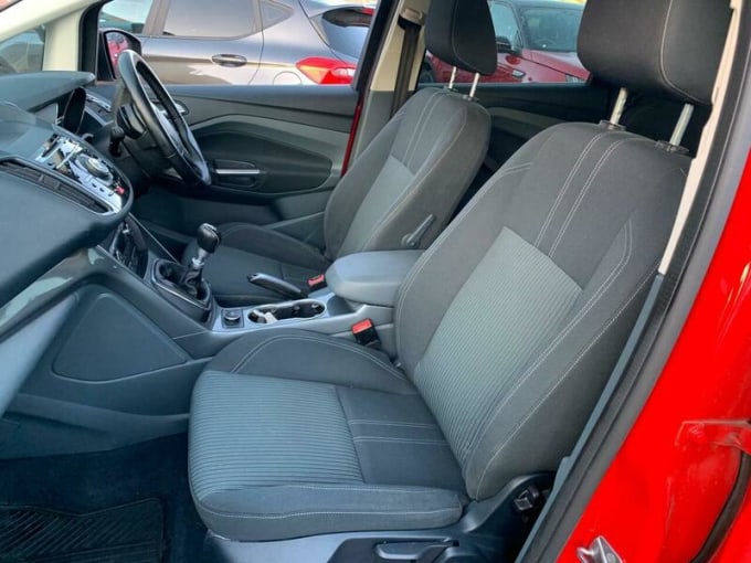 2025 Ford C-max