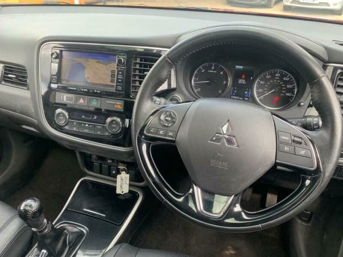 2025 Mitsubishi Outlander