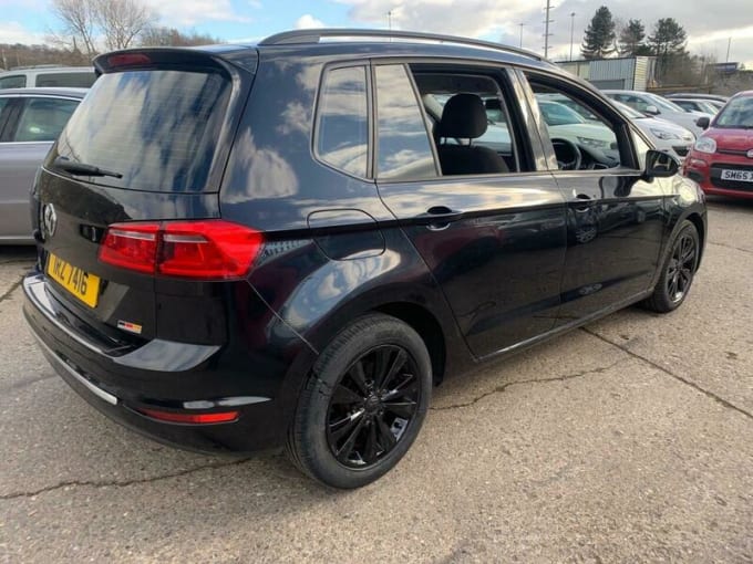 2025 Volkswagen Golf Sv