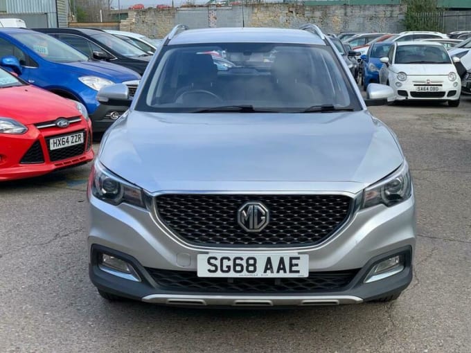 2025 Mg Zs