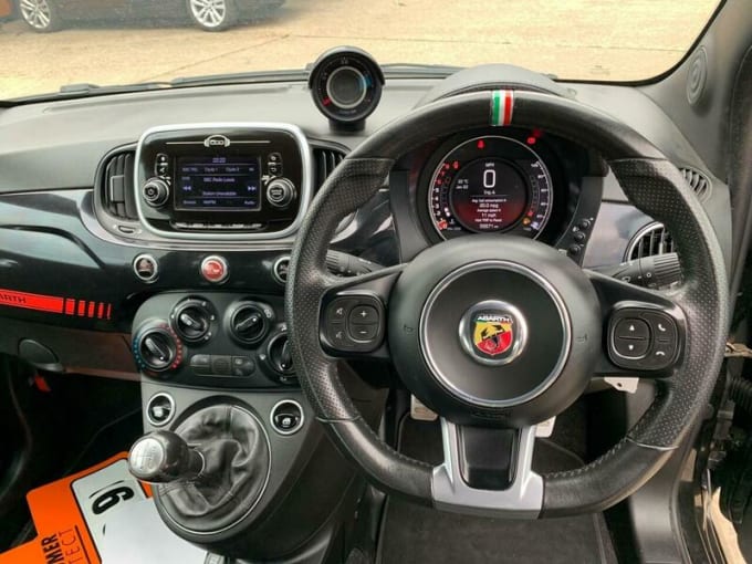 2025 Abarth 595