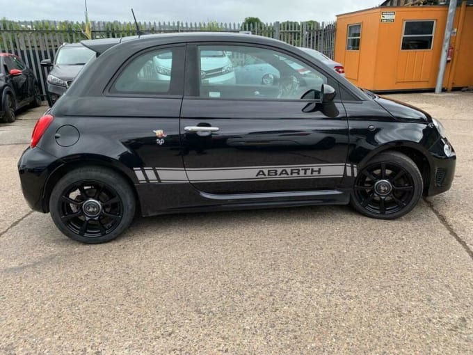 2025 Abarth 595