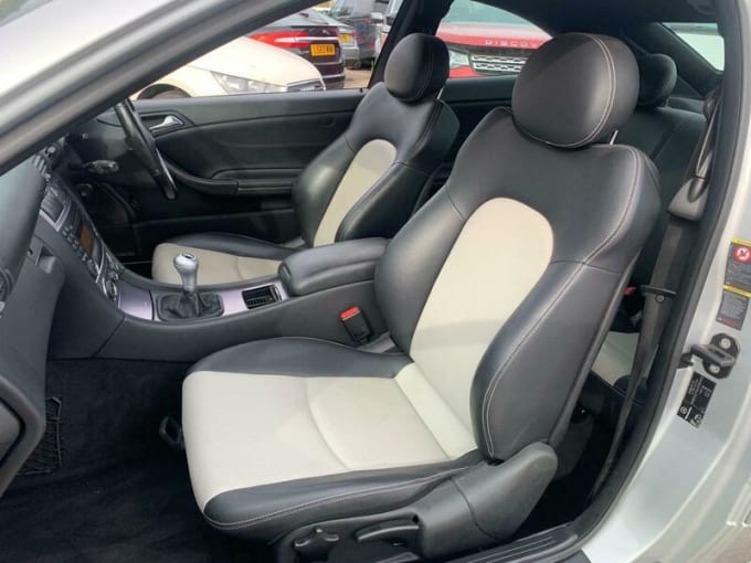 2025 Mercedes-benz Captiva
