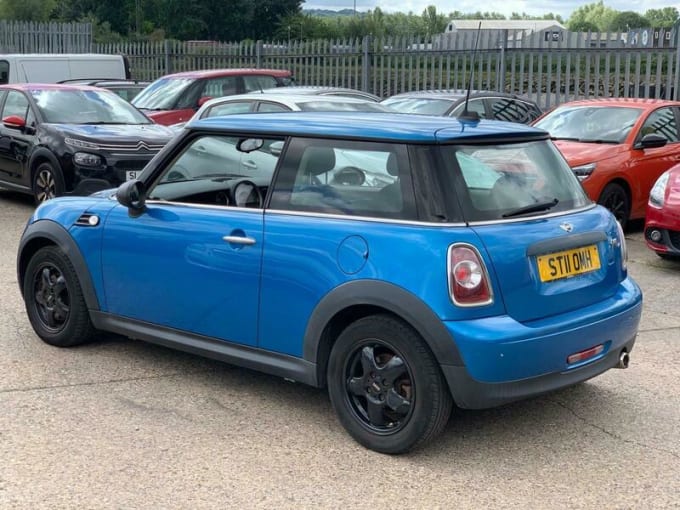 2025 Mini Hatch