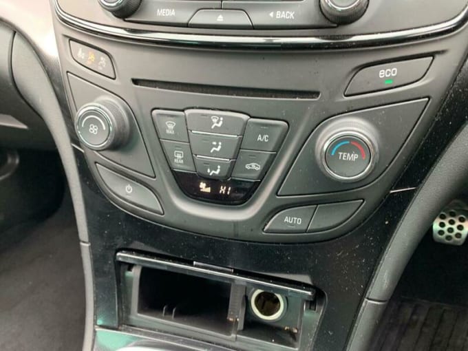2025 Vauxhall Insignia