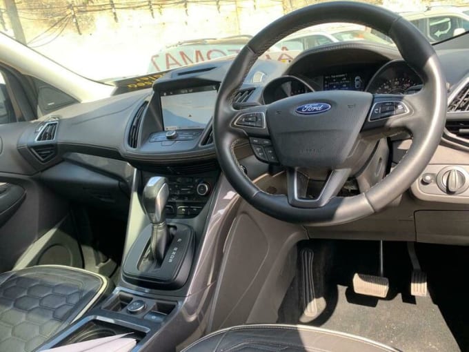 2025 Ford Kuga