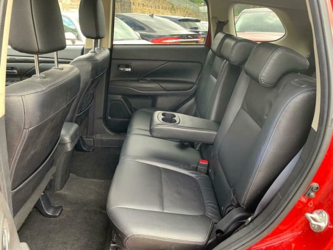 2025 Mitsubishi Outlander