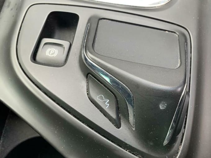 2025 Vauxhall Insignia