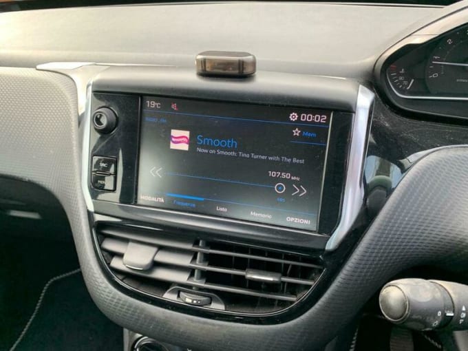 2025 Peugeot 208