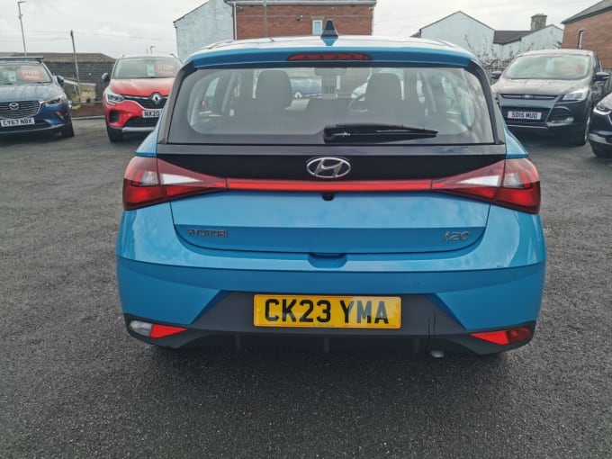 2025 Hyundai I20