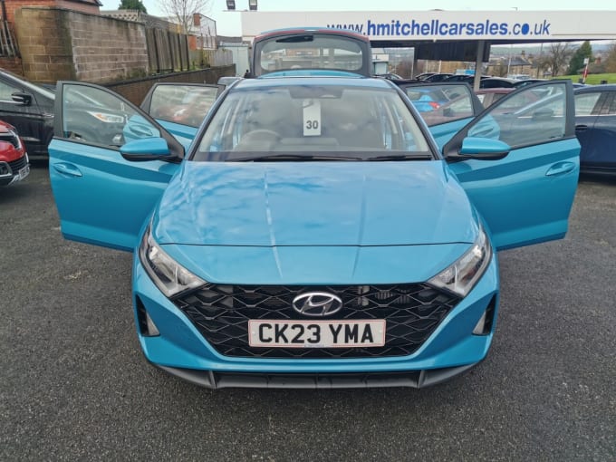 2025 Hyundai I20