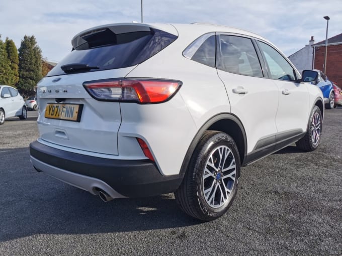 2025 Ford Kuga