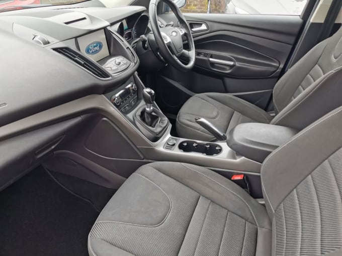 2025 Ford Kuga