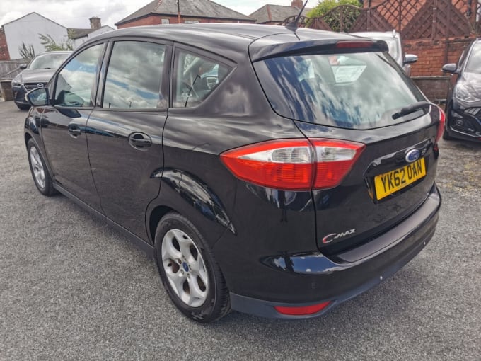 2025 Ford C-max