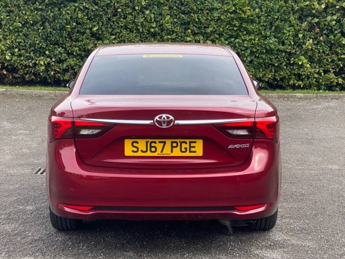 2024 Toyota Avensis