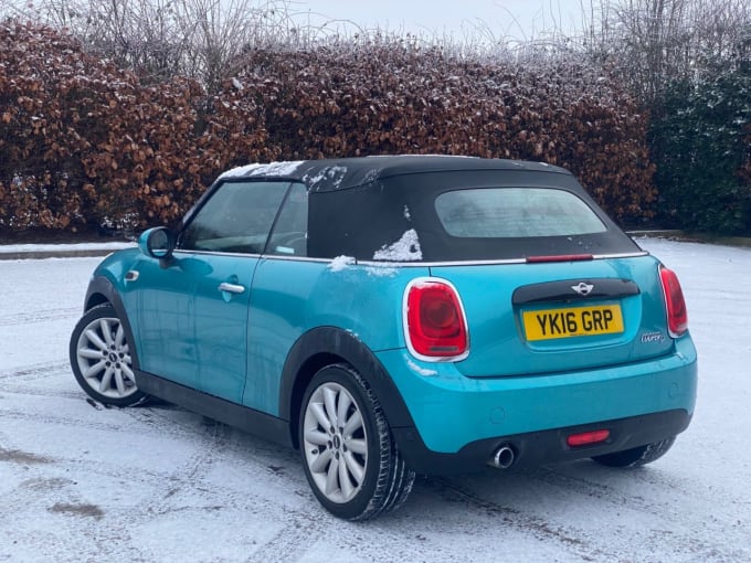 2025 Mini Convertible