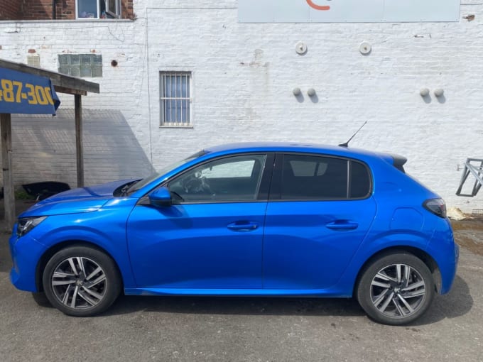 2025 Peugeot 208