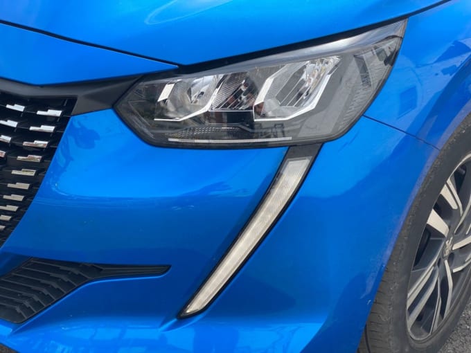 2025 Peugeot 208