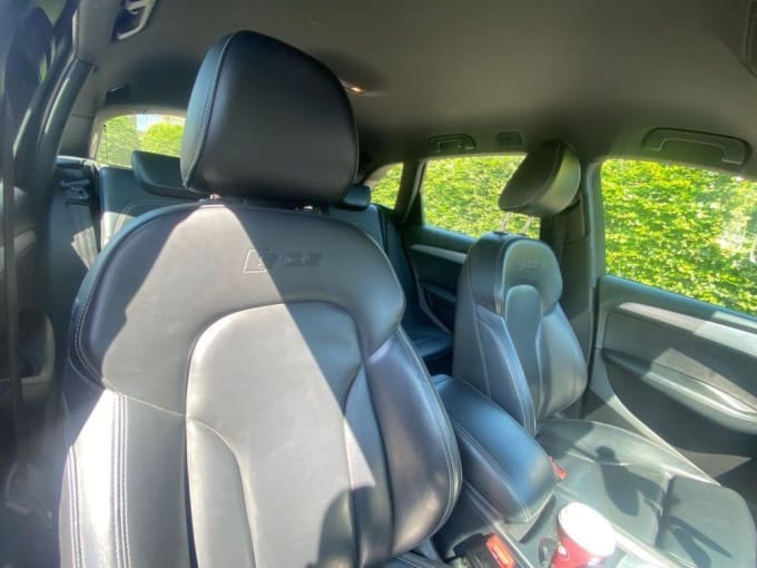 2025 Audi Sq5