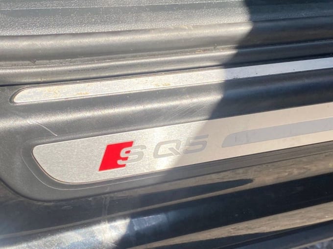 2025 Audi Sq5