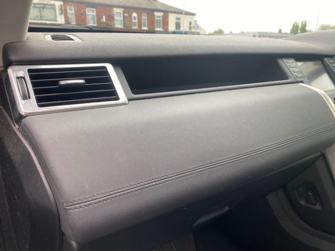 2025 Land Rover Discovery Sport